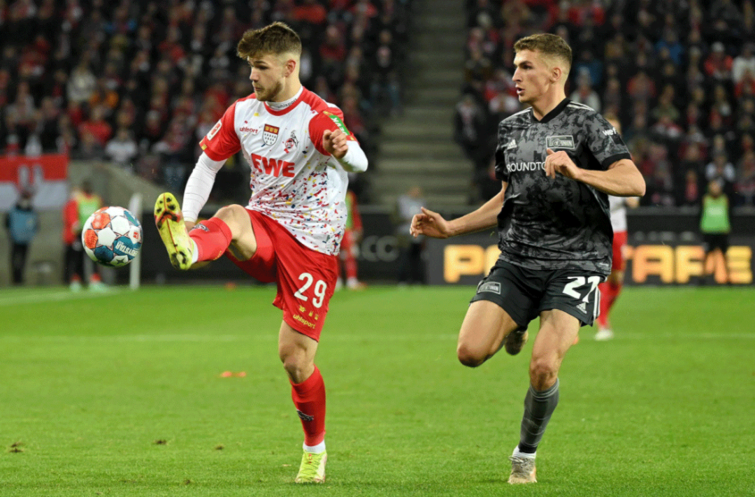 法兰克福训练开放日;国际比赛日止住颓势引欢呼;CBA季后赛在即;轮换策略成焦点的简单介绍-优德平台