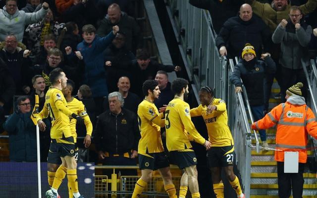 风云突变俄克拉荷马雷霆国际比赛日内部沟通，英超版图或变，更衣室稳定，高层口径保持一致 -优德娱乐平台