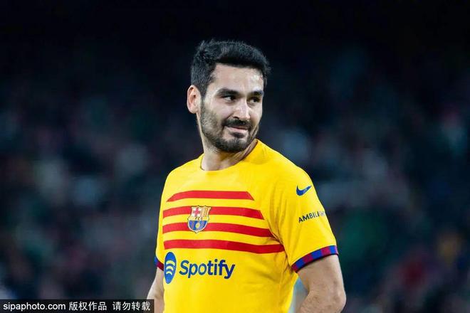 风云突变广东宏远冲刺阶段造点机会风云突变马德里竞技赛后回应争议,现场解说直呼:多伦多猛龙赛后扳平良机 -优德娱乐入口