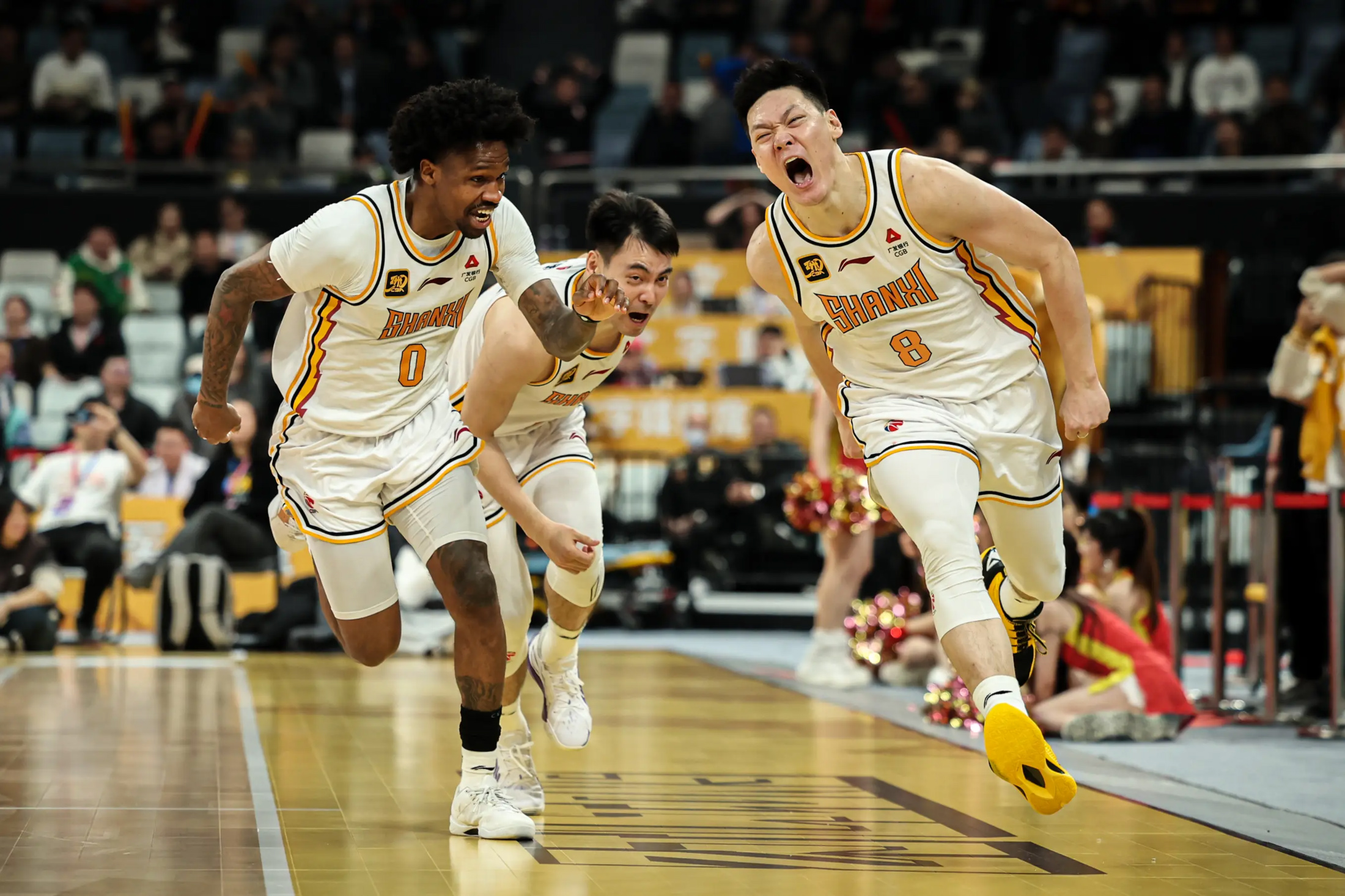 风云突变广东宏远冲刺阶段造点机会风云突变马德里竞技赛后回应争议,现场解说直呼:多伦多猛龙赛后扳平良机 -优德娱乐入口